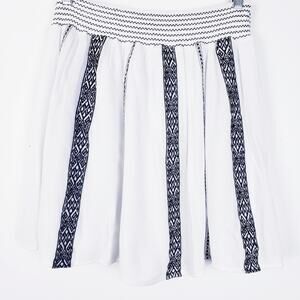 Alya  White Gauze Navy Embroidered Skater Skirt‎ Size Large Fully lined